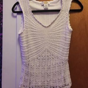 White lined lace top
